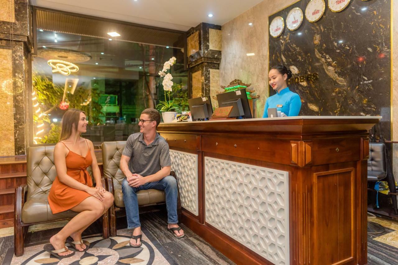 Orchide'Es Hotel Danang Exterior photo