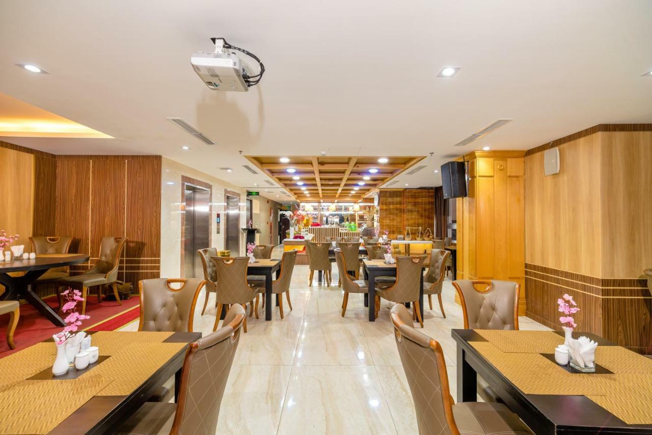 Orchide'Es Hotel Danang Exterior photo