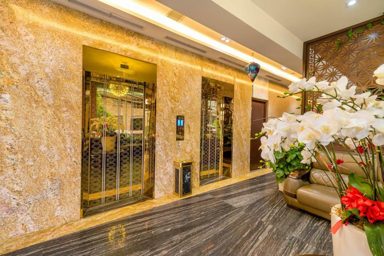 Orchide'Es Hotel Danang Exterior photo