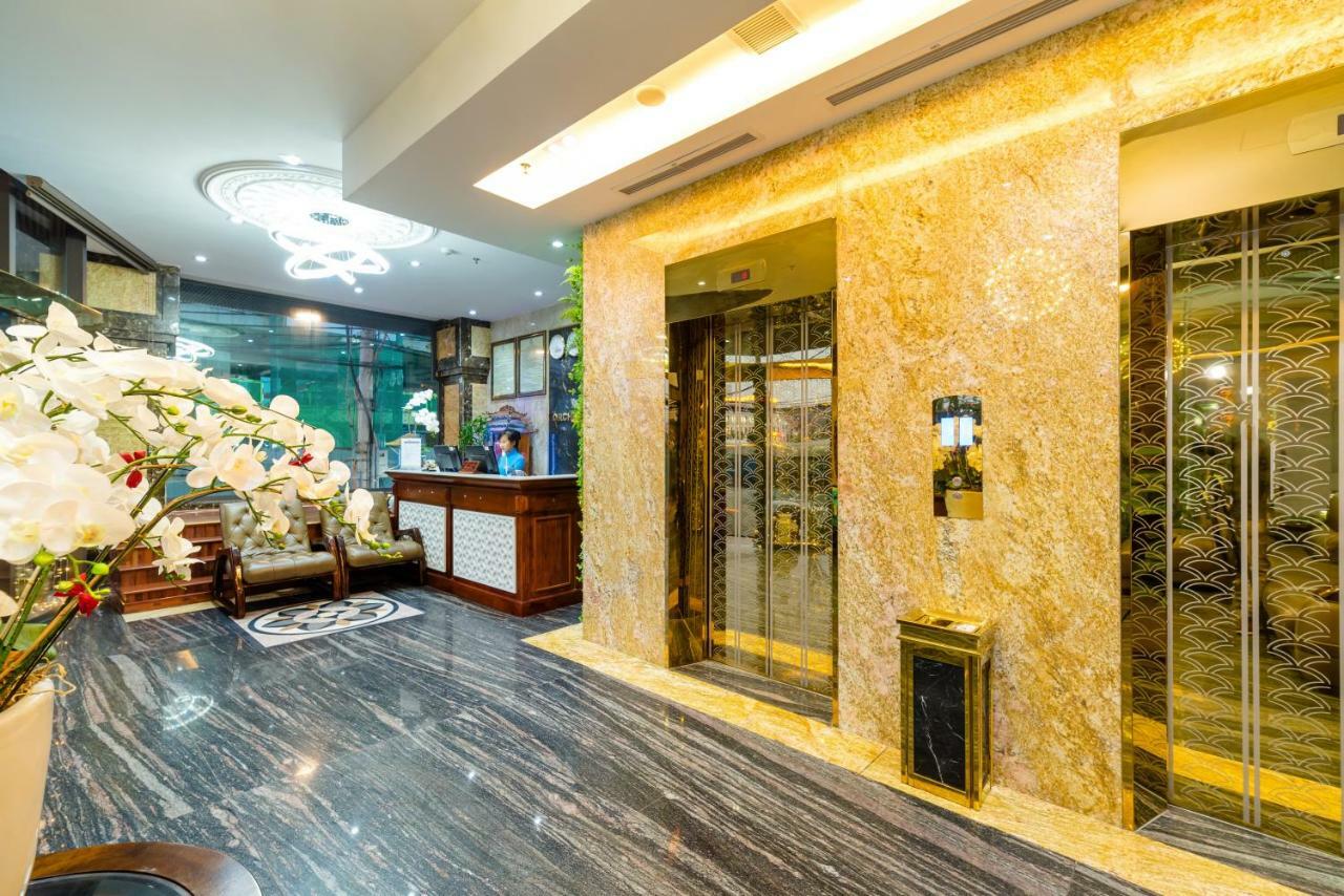 Orchide'Es Hotel Danang Exterior photo