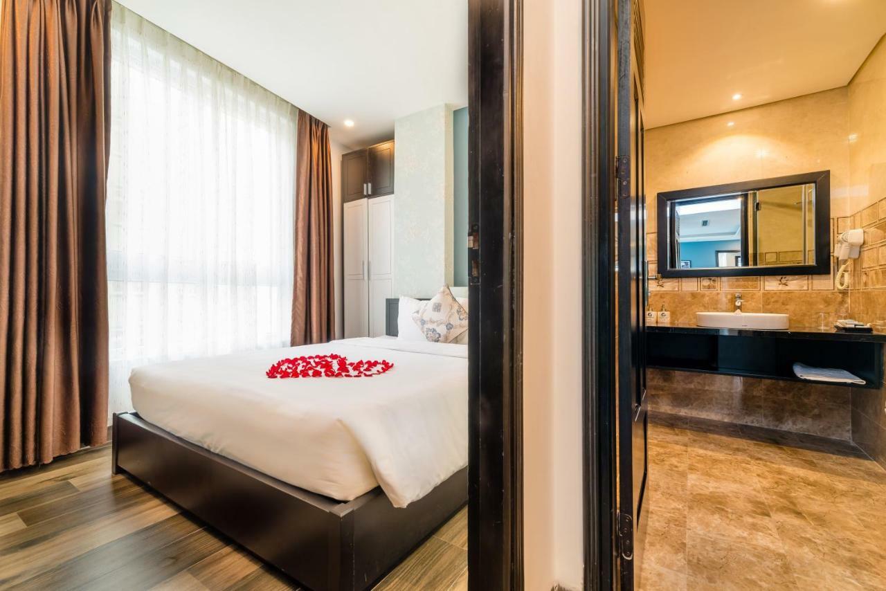 Orchide'Es Hotel Danang Exterior photo